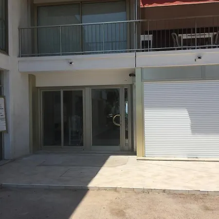 Апартаменты Studio La Plage